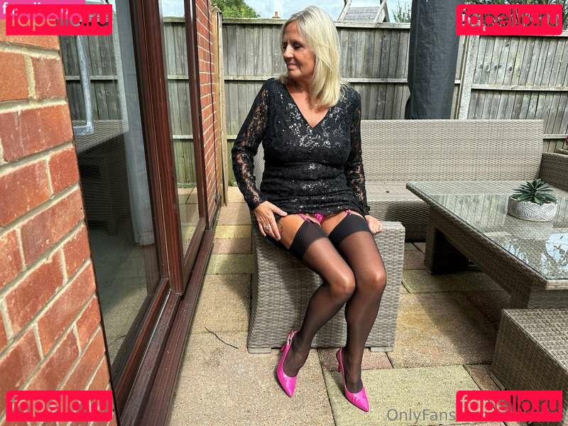 Dolly Bird Nude Onlyfans Photo 27