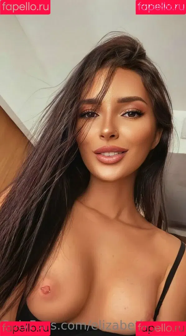 elizabeth_moon1 Onlyfans Photo Gallery 