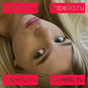 elizabeth_moon1 Onlyfans Photo Gallery 