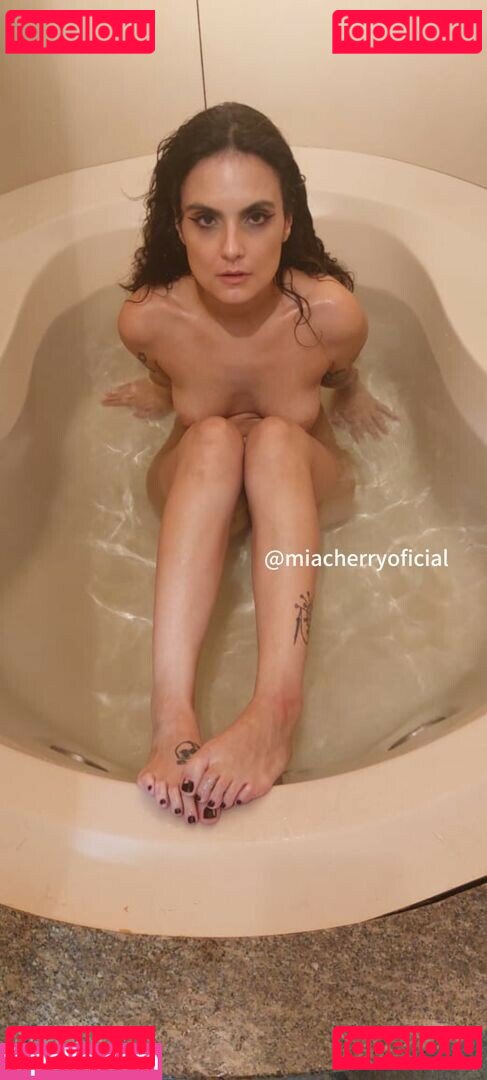 Mia Cherry Nude Onlyfans Photo 24