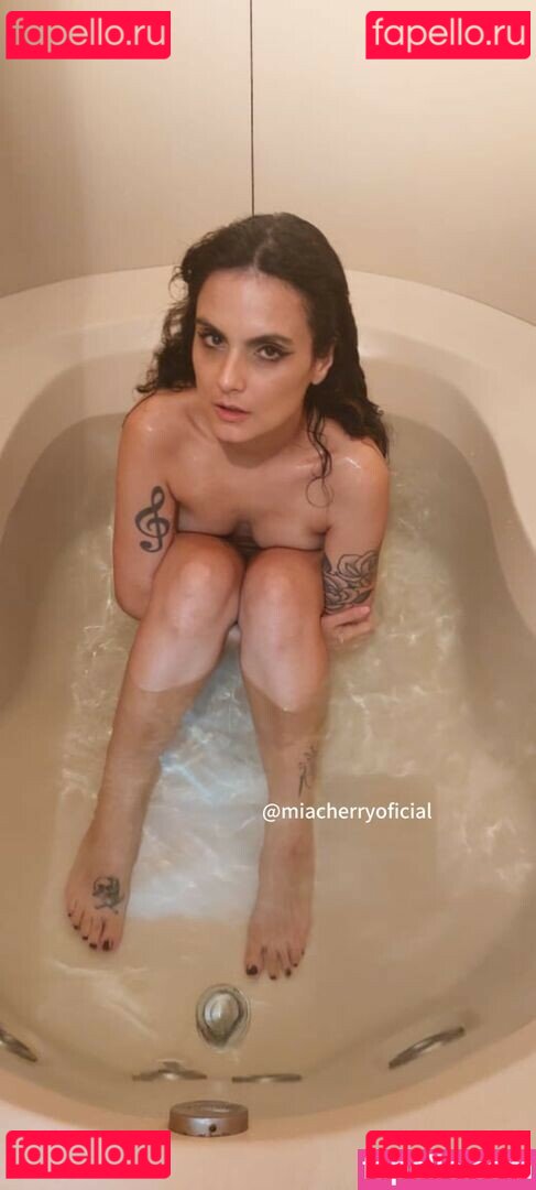 Mia Cherry Nude Onlyfans Photo 25
