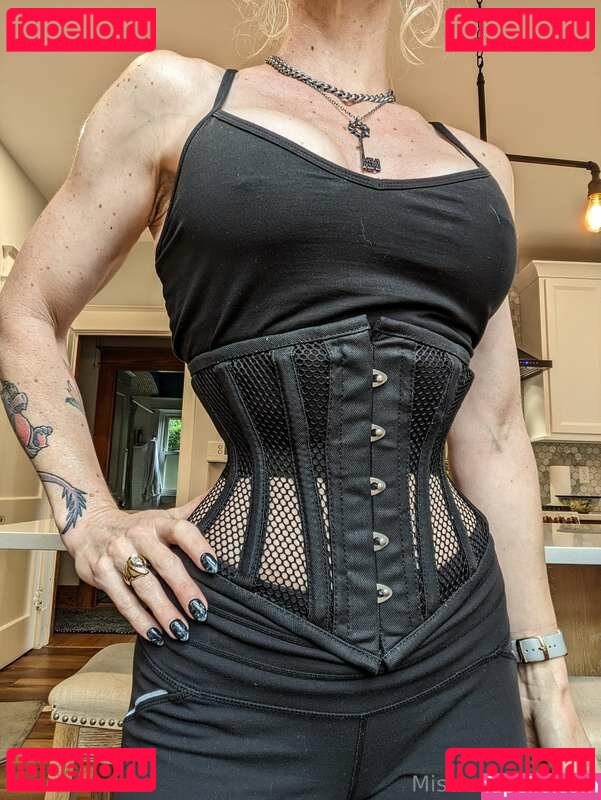 Carmilla Nude Onlyfans Photo 29