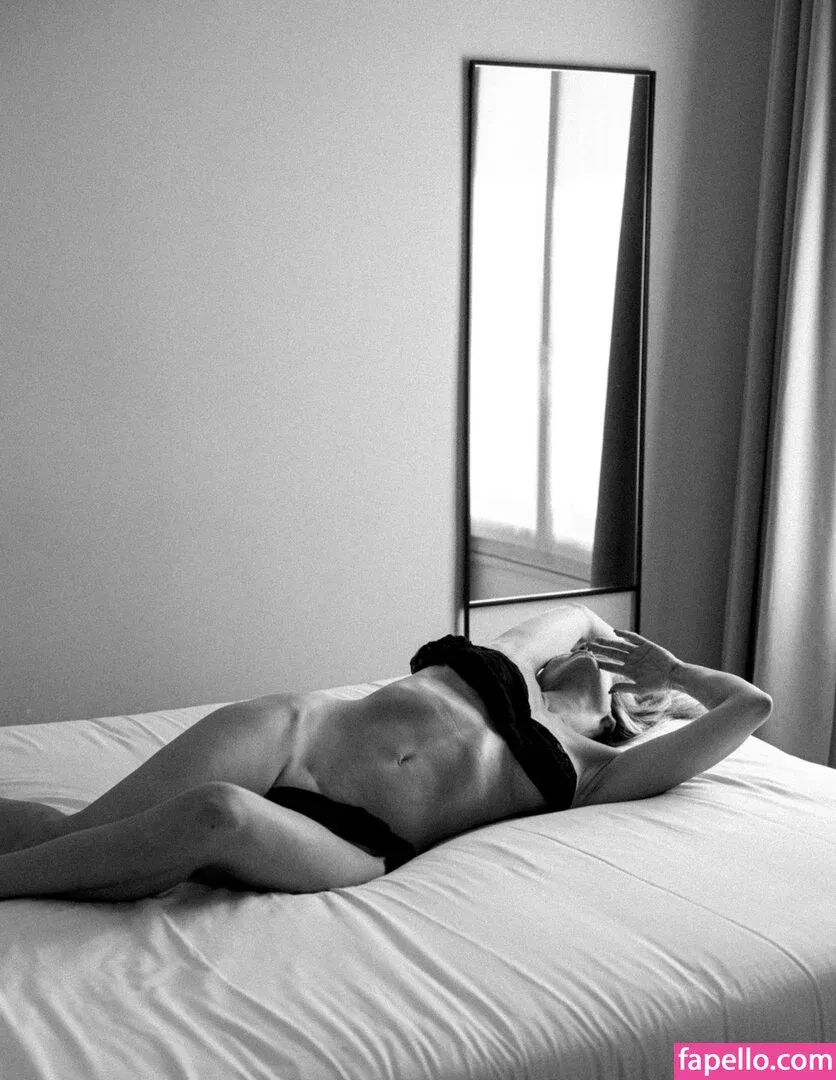 s_shooting78 Onlyfans Photo Gallery 