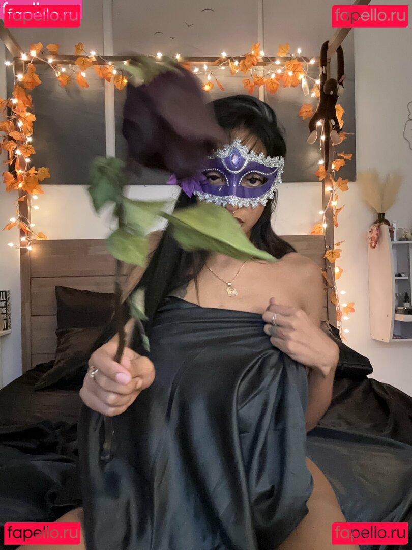 Belladonnas Nude Onlyfans Photo 6