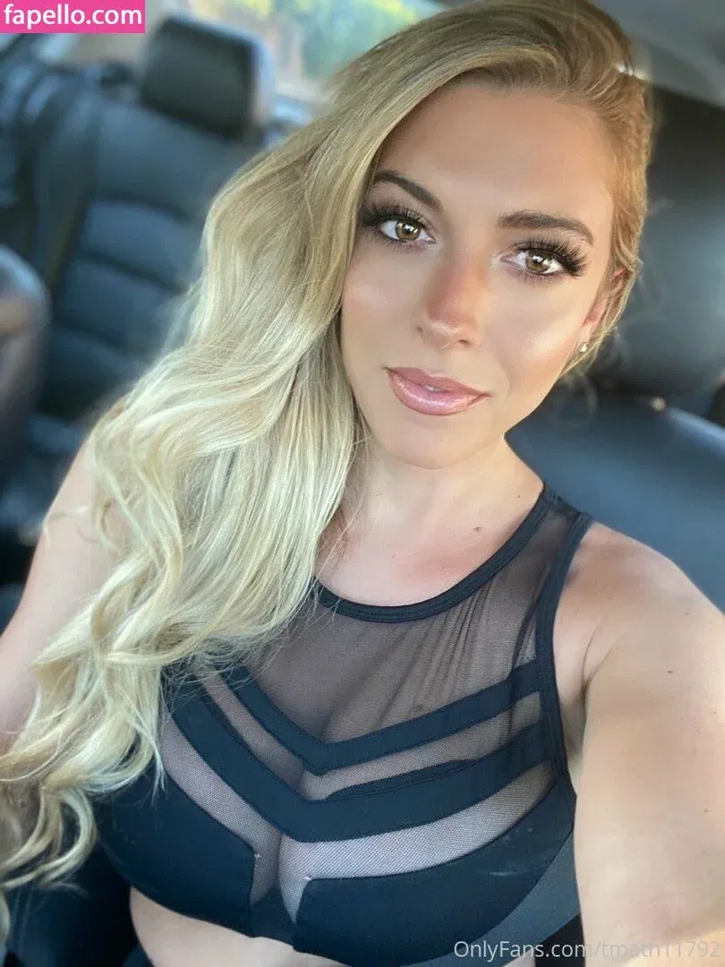 Taylor Mathis Onlyfans Photo Gallery 