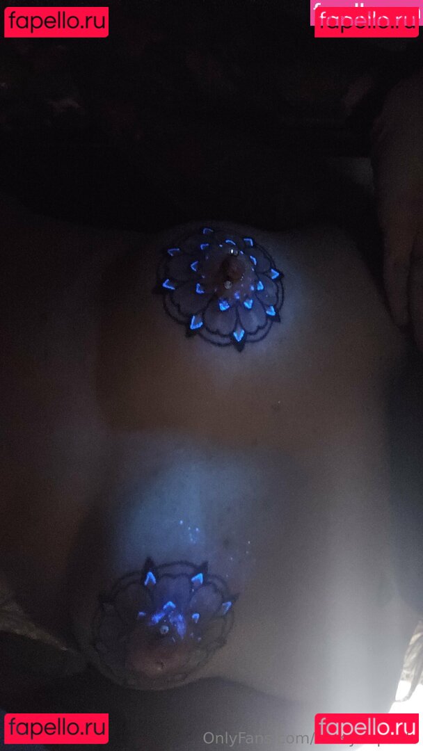 sassynopants Nude Onlyfans Photo 12