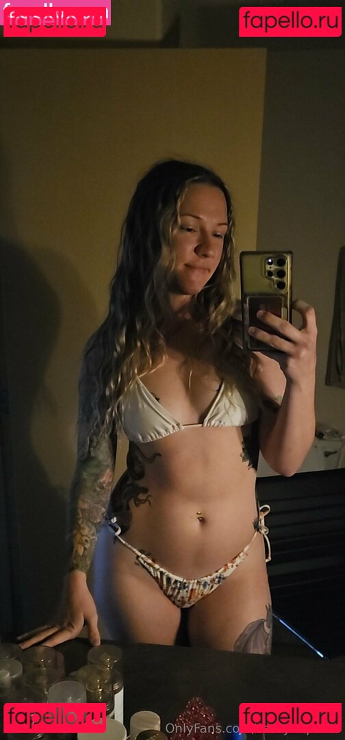 sassynopants Nude Onlyfans Photo 8