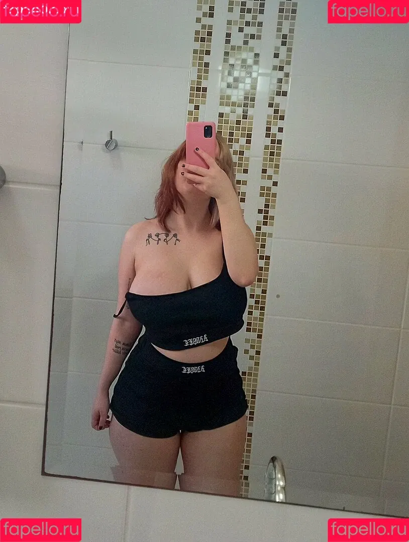 Kirara Onlyfans Photo Gallery 