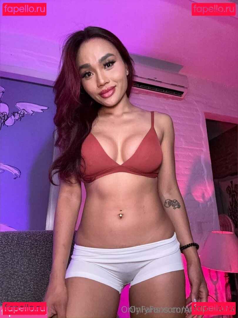 noppvava Nude Onlyfans Photo 22