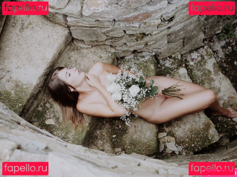 Isa._belle._ Nude Onlyfans Photo 60