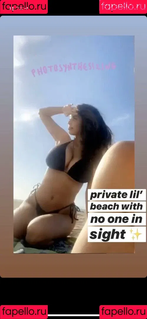 Tara Yazdi Onlyfans Photo Gallery 
