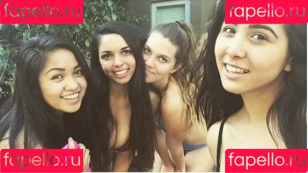 Tara Yazdi Onlyfans Photo Gallery 