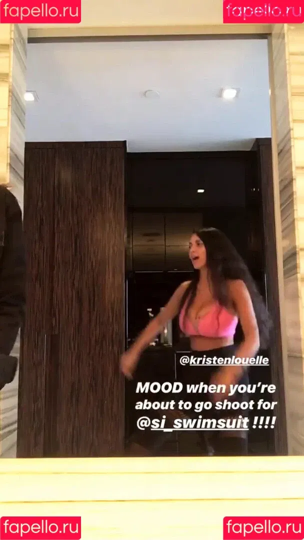 Tara Yazdi Onlyfans Photo Gallery 