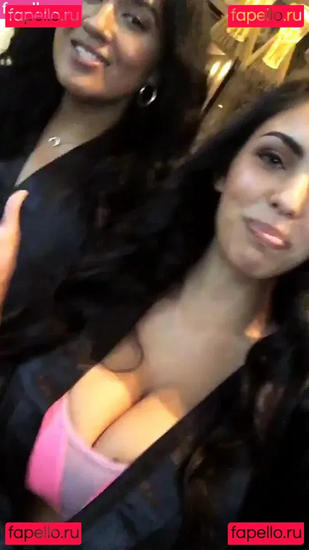 Tara Yazdi Onlyfans Photo Gallery 