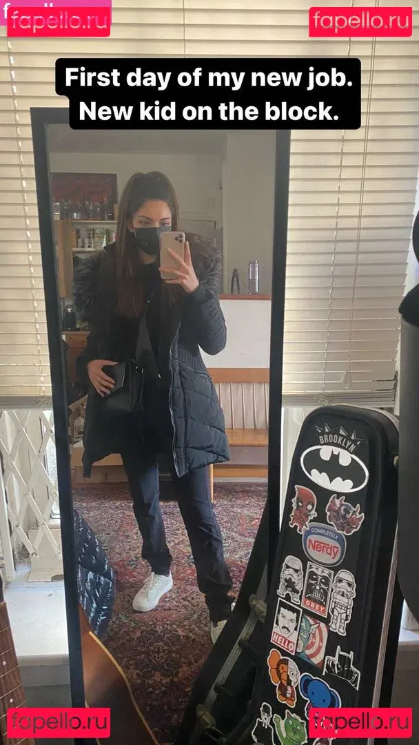 Tara Yazdi Onlyfans Photo Gallery 