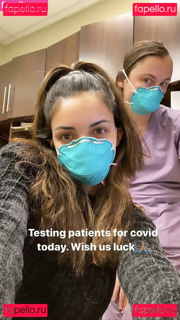 Tara Yazdi Onlyfans Photo Gallery 