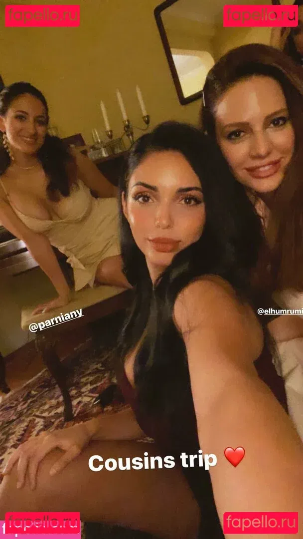 Tara Yazdi Onlyfans Photo Gallery 