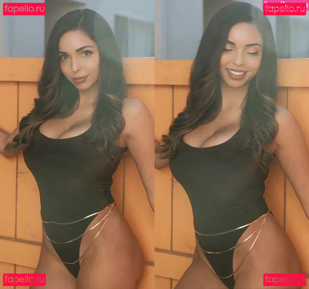 Tara Yazdi Onlyfans Photo Gallery 