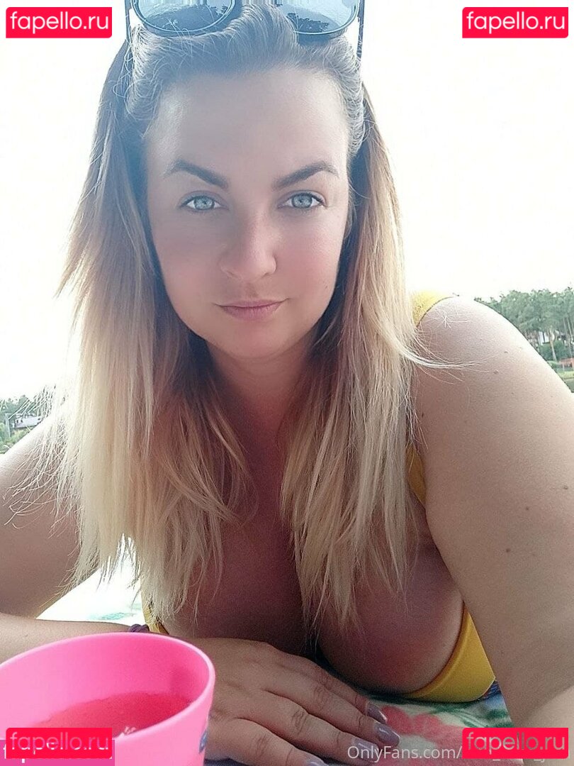 bun_with_jam Nude Onlyfans Photo 50