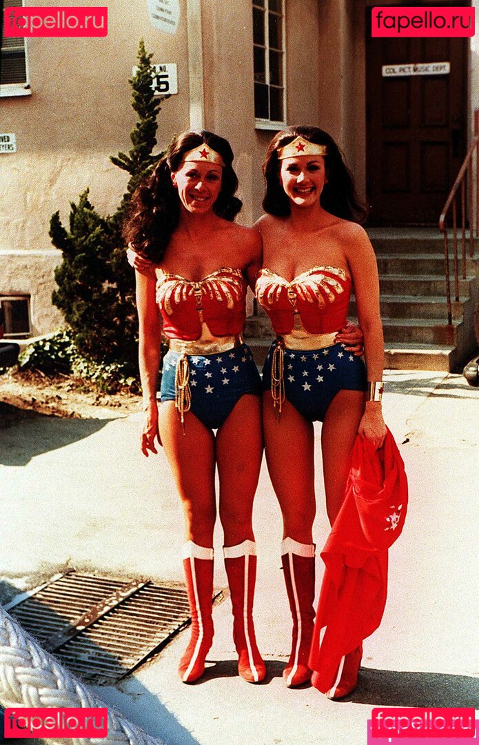 Lynda Carter Nude Onlyfans Photo 15