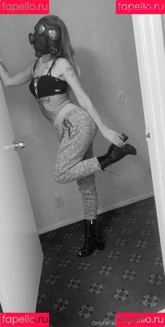 mackenzielohan Onlyfans Photo Gallery 