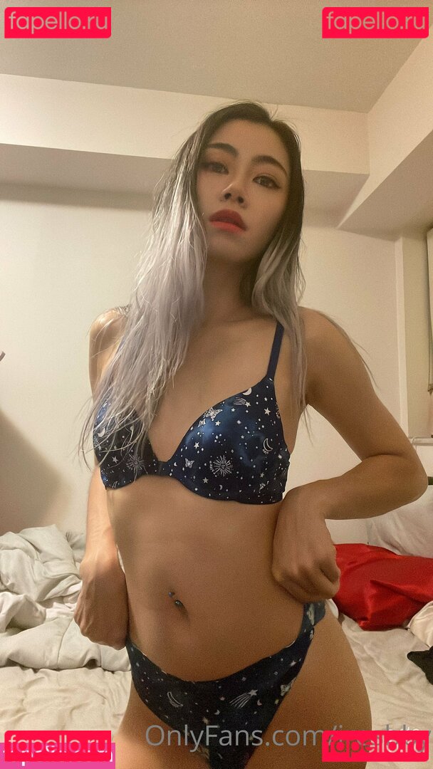 iresbby Nude Onlyfans Photo 11
