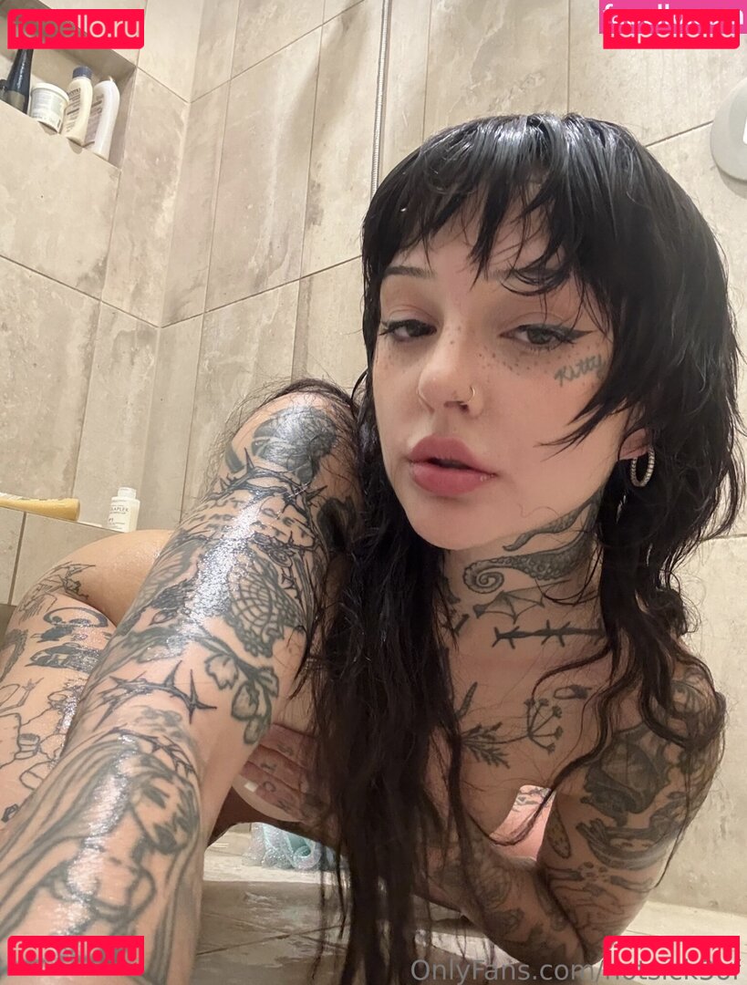 Keaton Belle Nude Onlyfans Photo 9