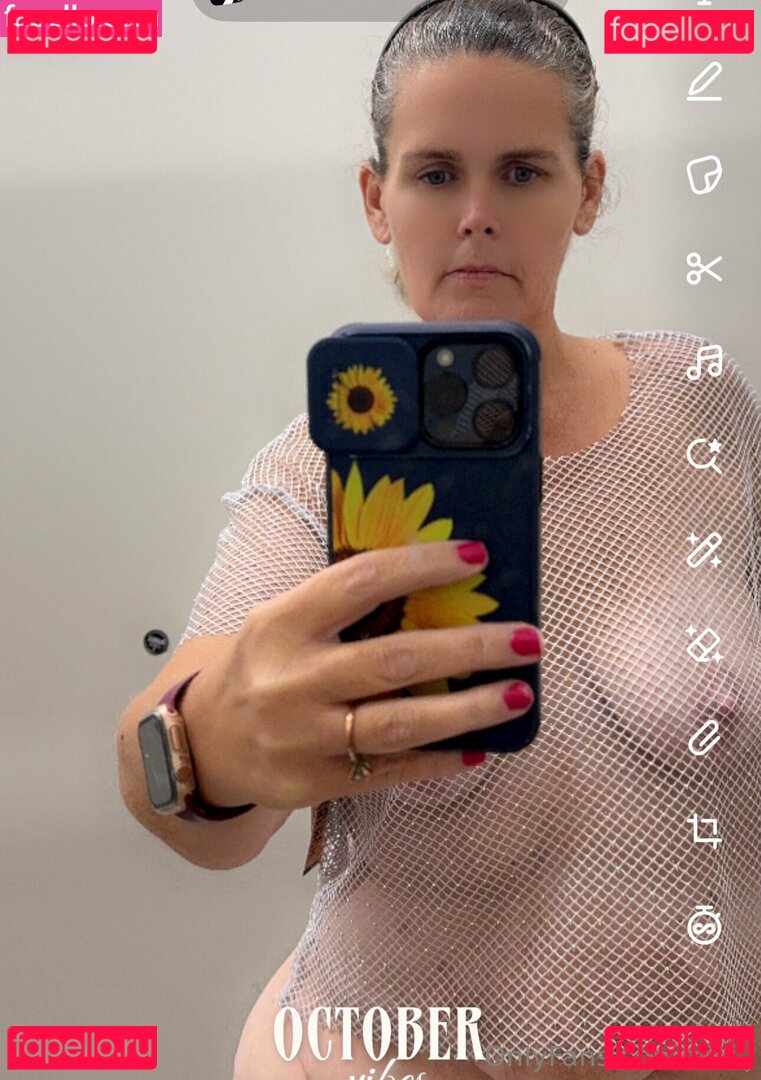 niki.j Nude Onlyfans Photo 22