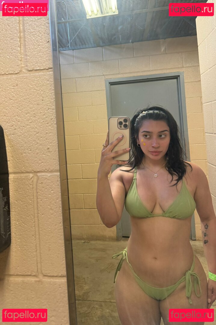 Mariadevirgin Nude Onlyfans Photo 19