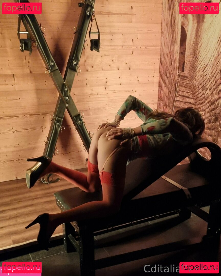 cditaliaexxxtra Nude Onlyfans Photo 32