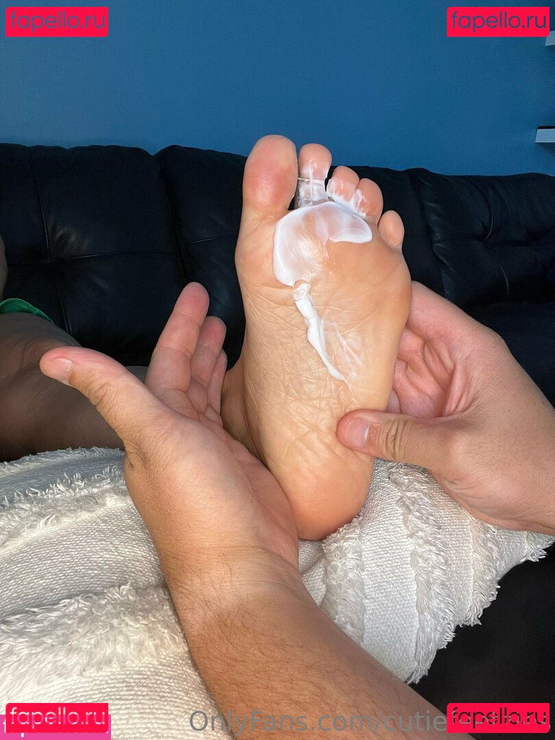 cutiefeetzies Nude Onlyfans Photo 8