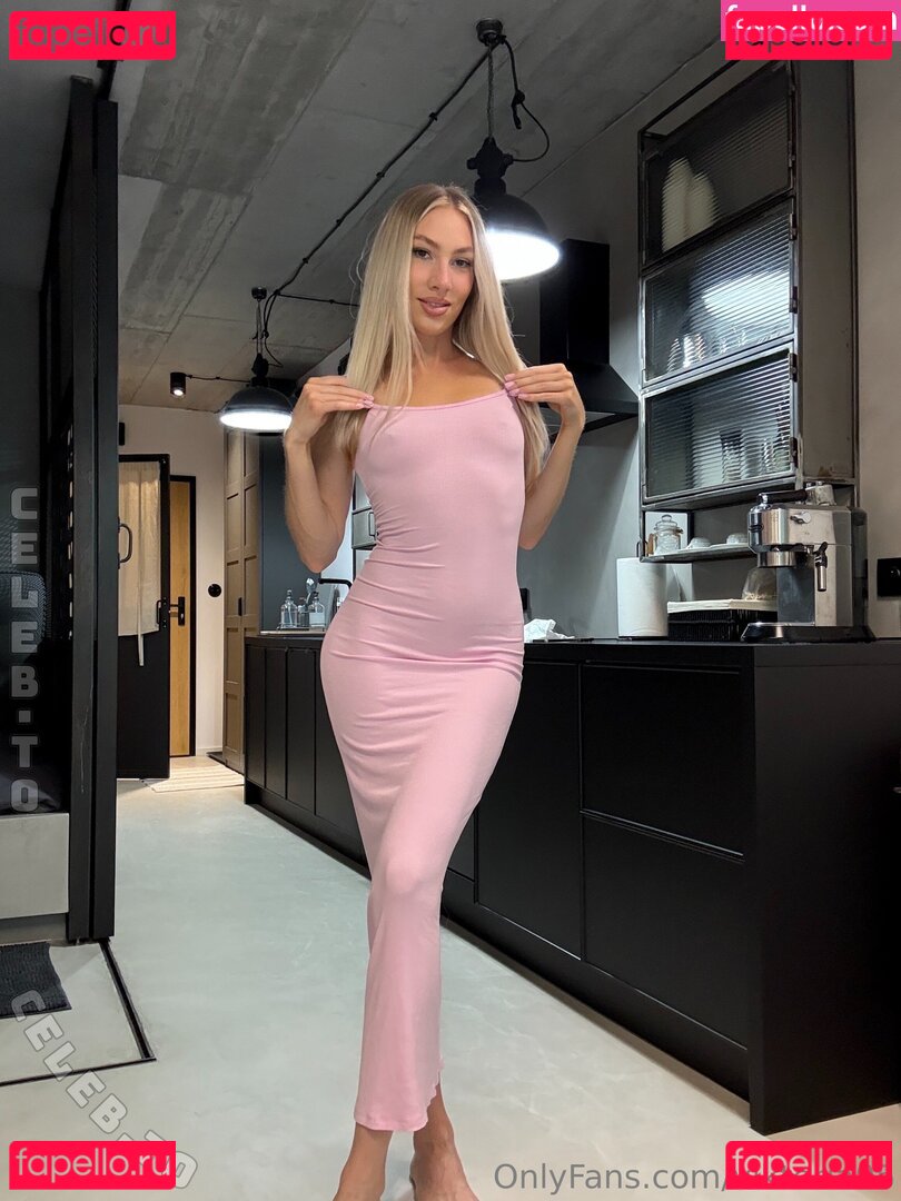 Louisa Becker Nude Onlyfans Photo 26
