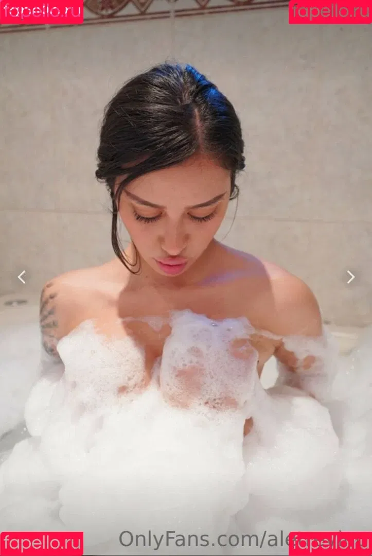 Alejandra Trevino Onlyfans Photo Gallery 