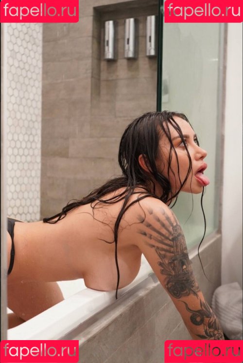 Alejandra Trevino Onlyfans Photo Gallery 