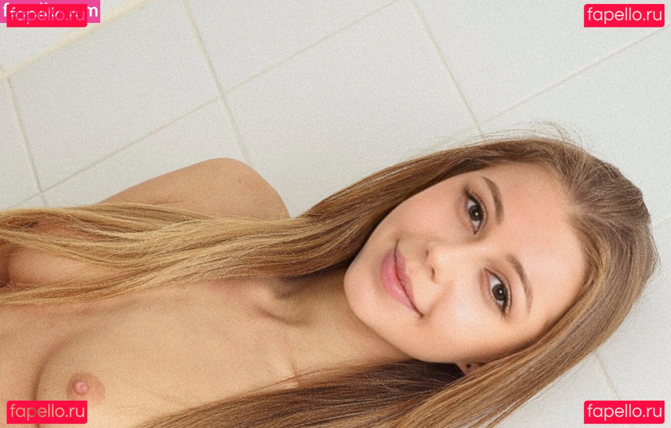 sarahisizzu Nude Onlyfans Photo 20