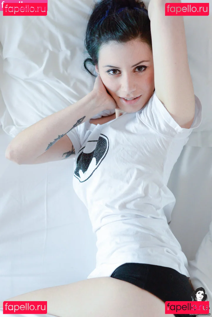 Ellie Alien ASMR Onlyfans Photo Gallery 