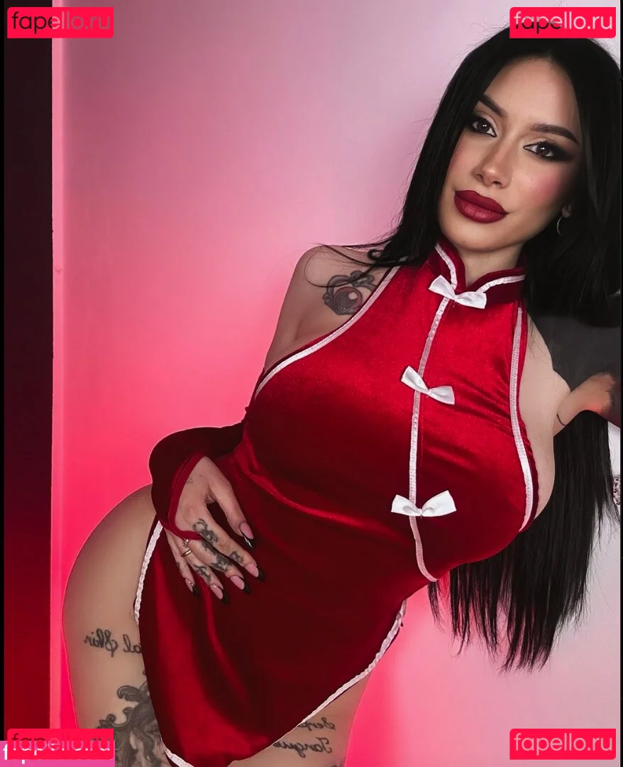 Ellie Alien ASMR Onlyfans Photo Gallery 