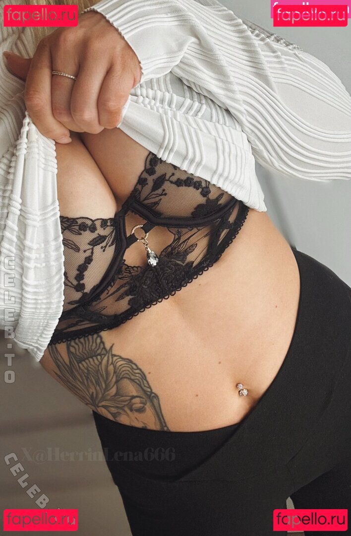 Herrin Lena Nude Onlyfans Photo 44