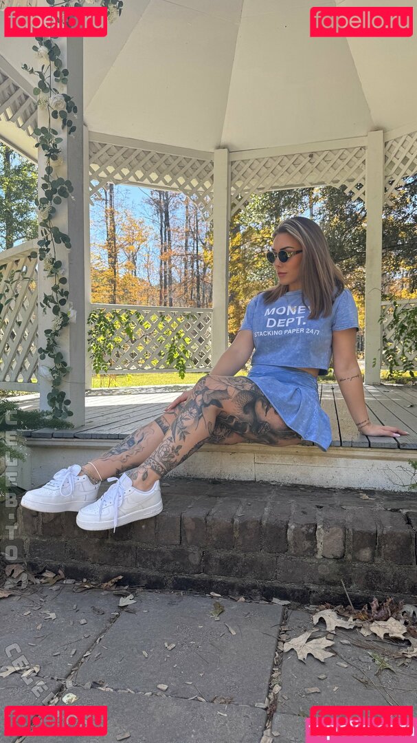 Herrin Lena Nude Onlyfans Photo 31