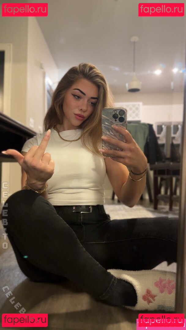 Herrin Lena Nude Onlyfans Photo 27