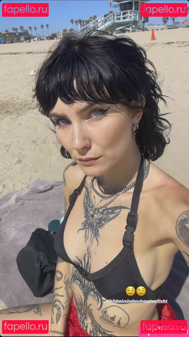 Nikolina Nude Onlyfans Photo 24