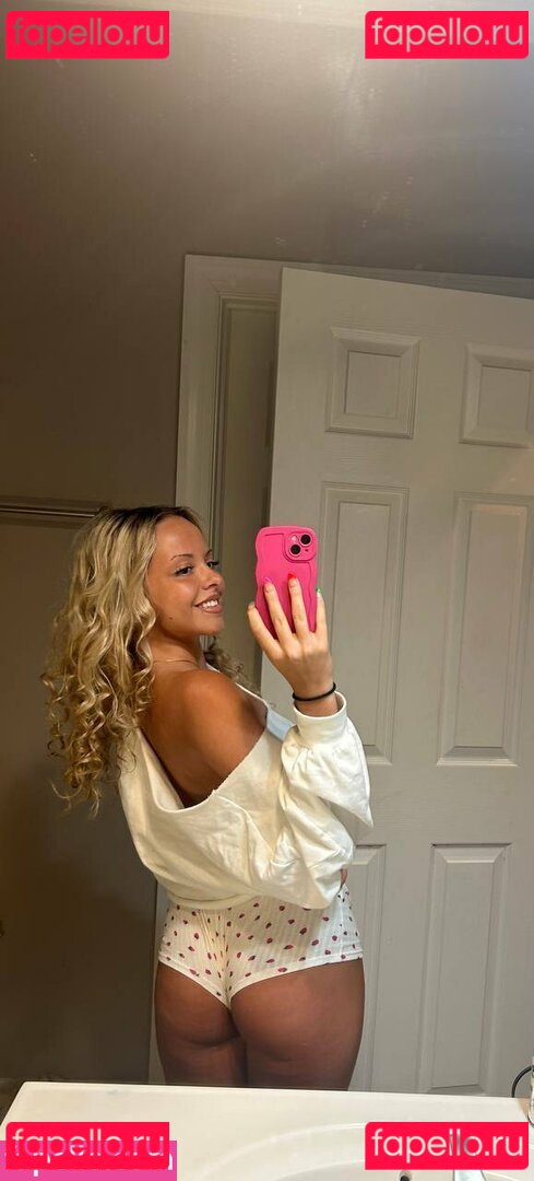 BabyCali Nude Onlyfans Photo 8