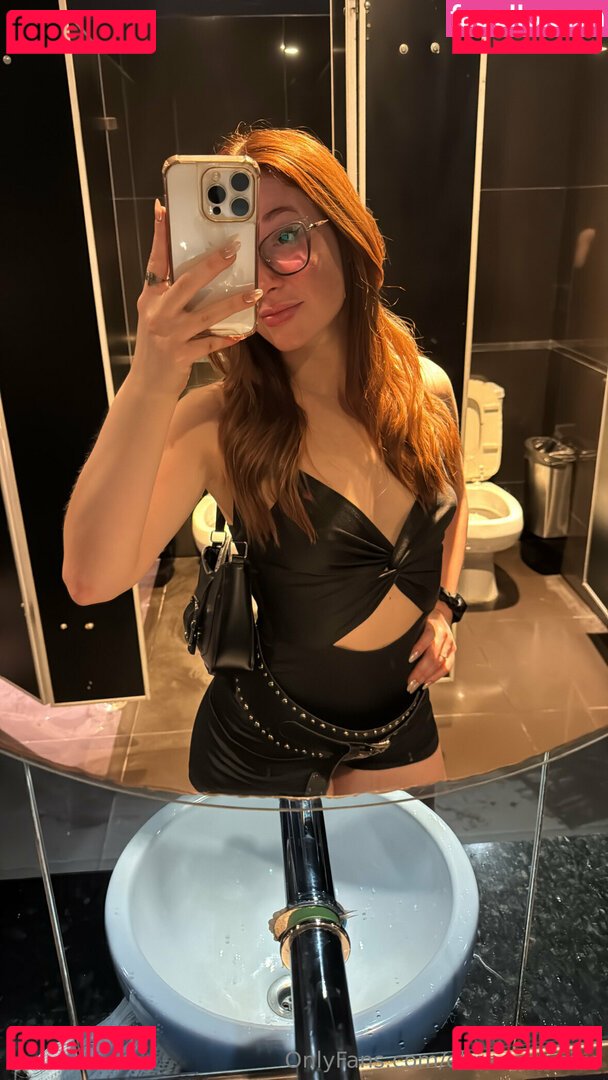 Elinaexclusive Nude Onlyfans Photo 19