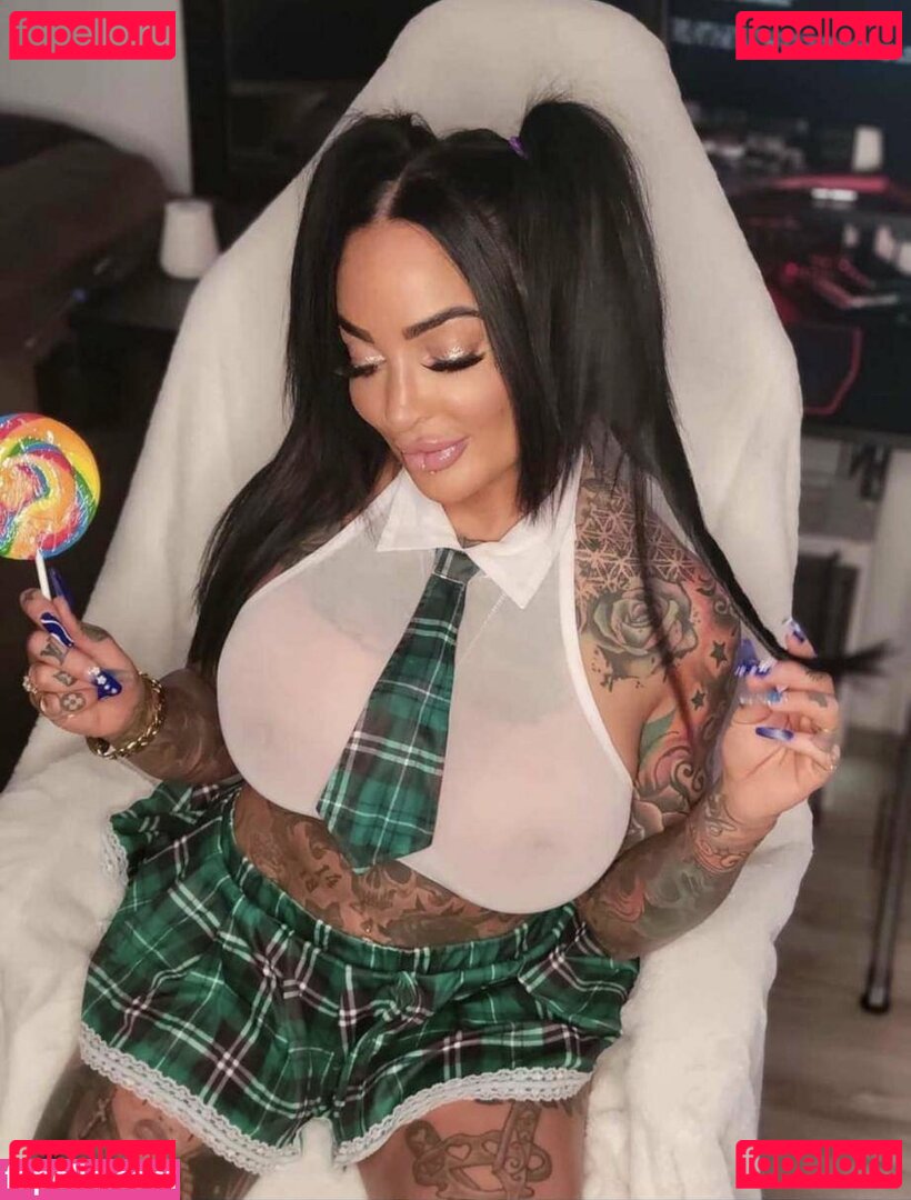Sabrina Lepage Nude Onlyfans Photo 8