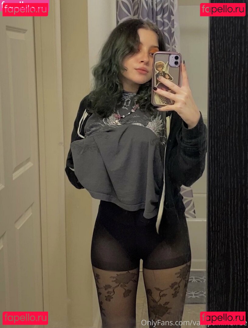vampaminefree Nude Onlyfans Photo 3