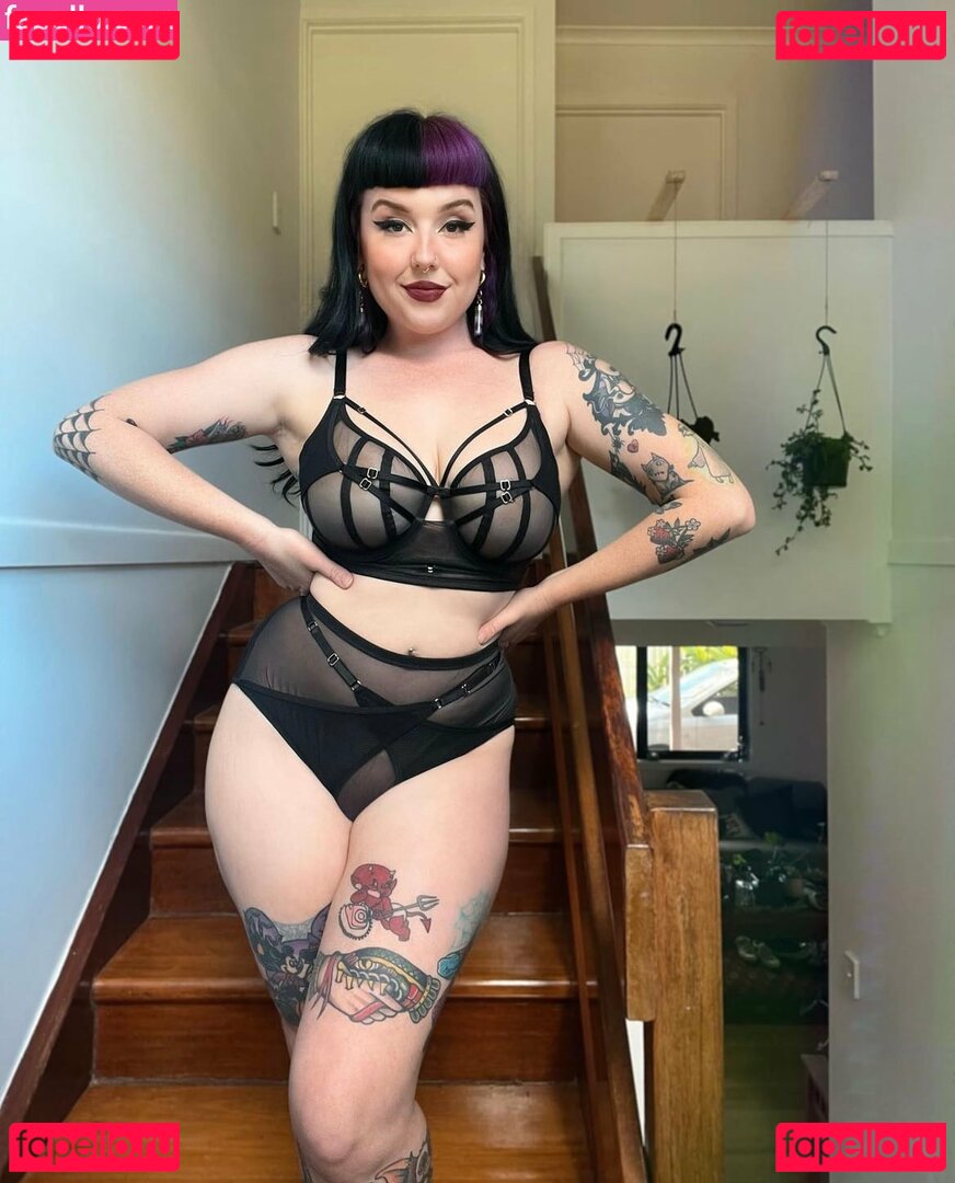 Blossy Blue Nude Onlyfans Photo 10