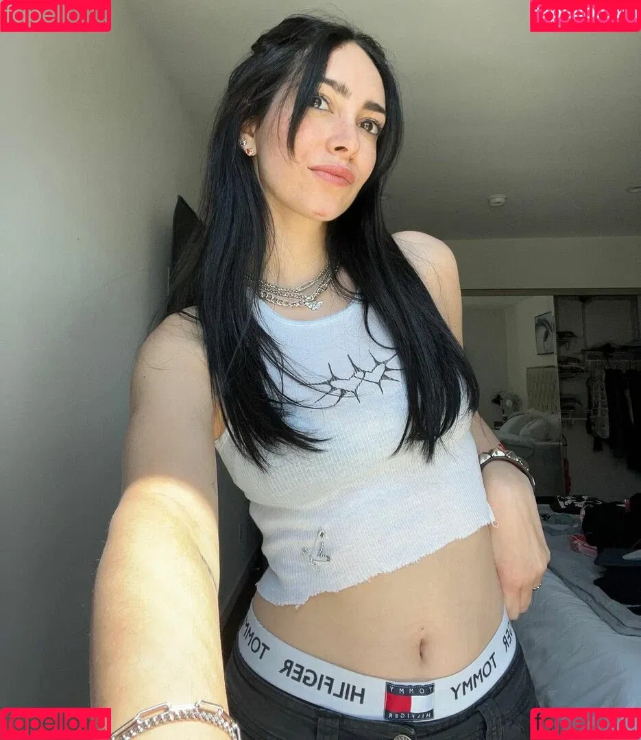 Lølø Onlyfans Photo Gallery 
