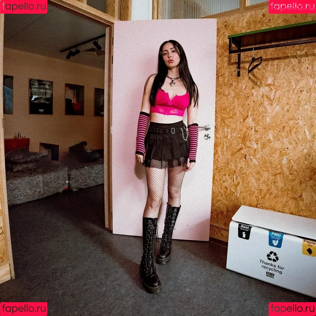 Lølø Onlyfans Photo Gallery 