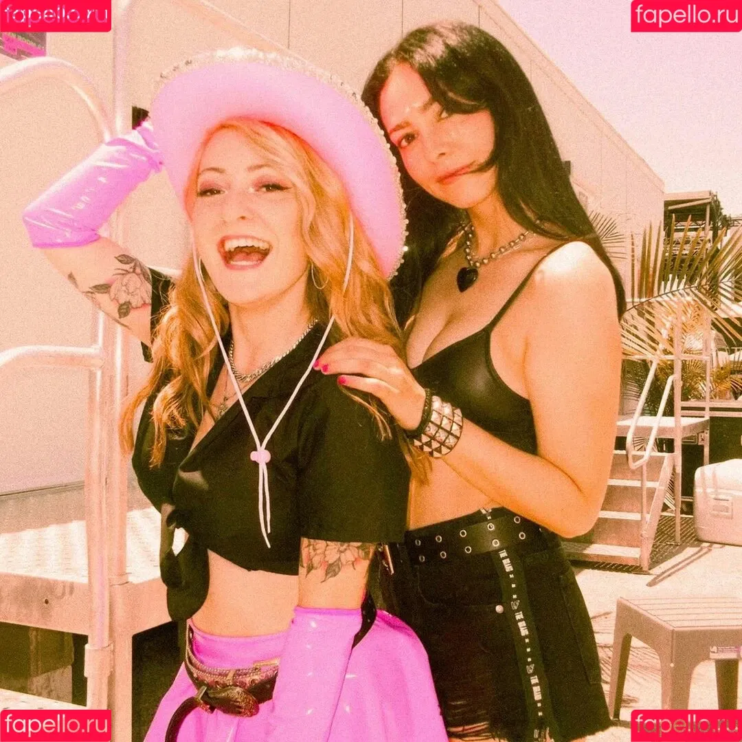 Lølø Onlyfans Photo Gallery 