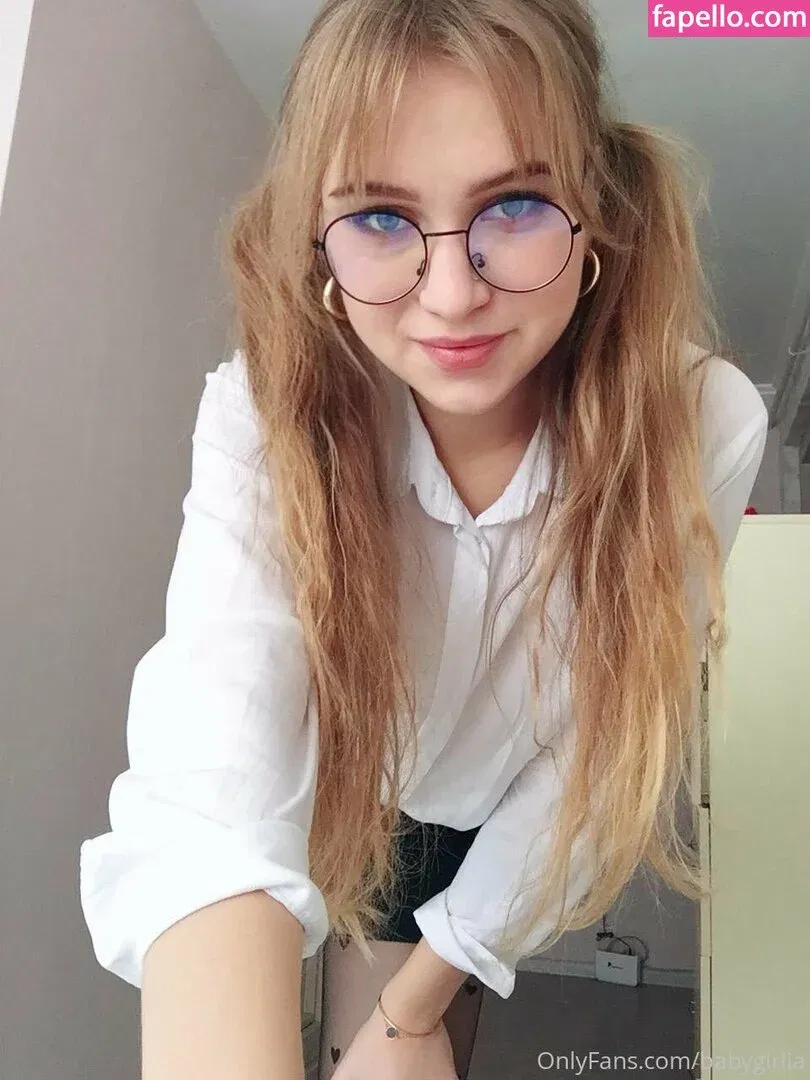 baby_riley Onlyfans Photo Gallery 